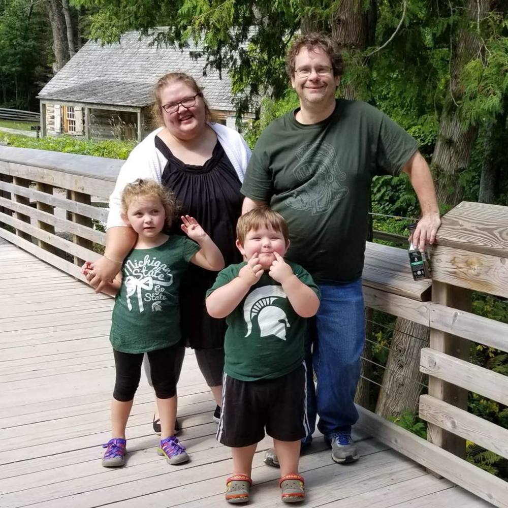 Meet your Posher, Amy